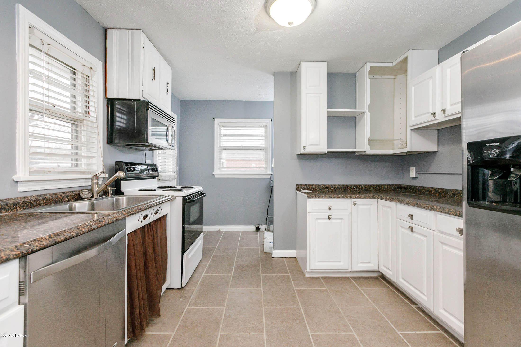 8325 Virginia Road Louisville, KY 40258 - Photo 10 of 33 010