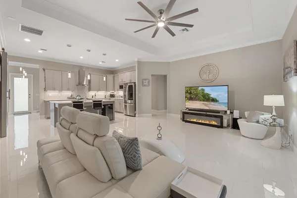 $875,000 | 2143 Southeast 137th Way, Okeechobee, FL 34974