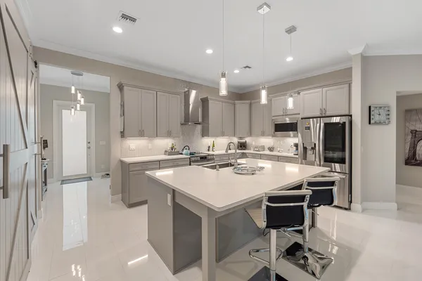$875,000 | 2143 Southeast 137th Way, Okeechobee, FL 34974