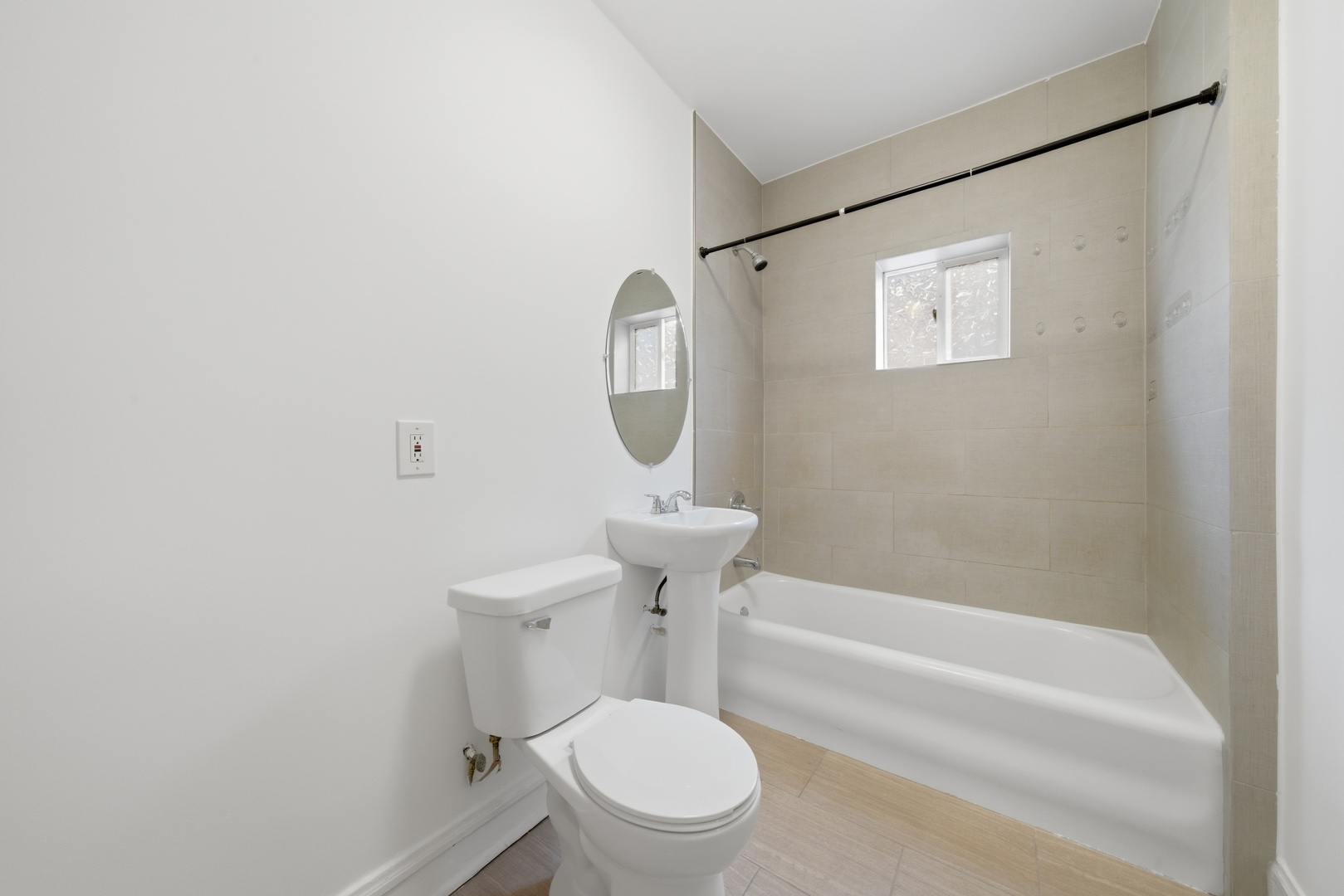 1507 Ridgeland Avenue Berwyn, IL 60402 - Photo 3 of 11