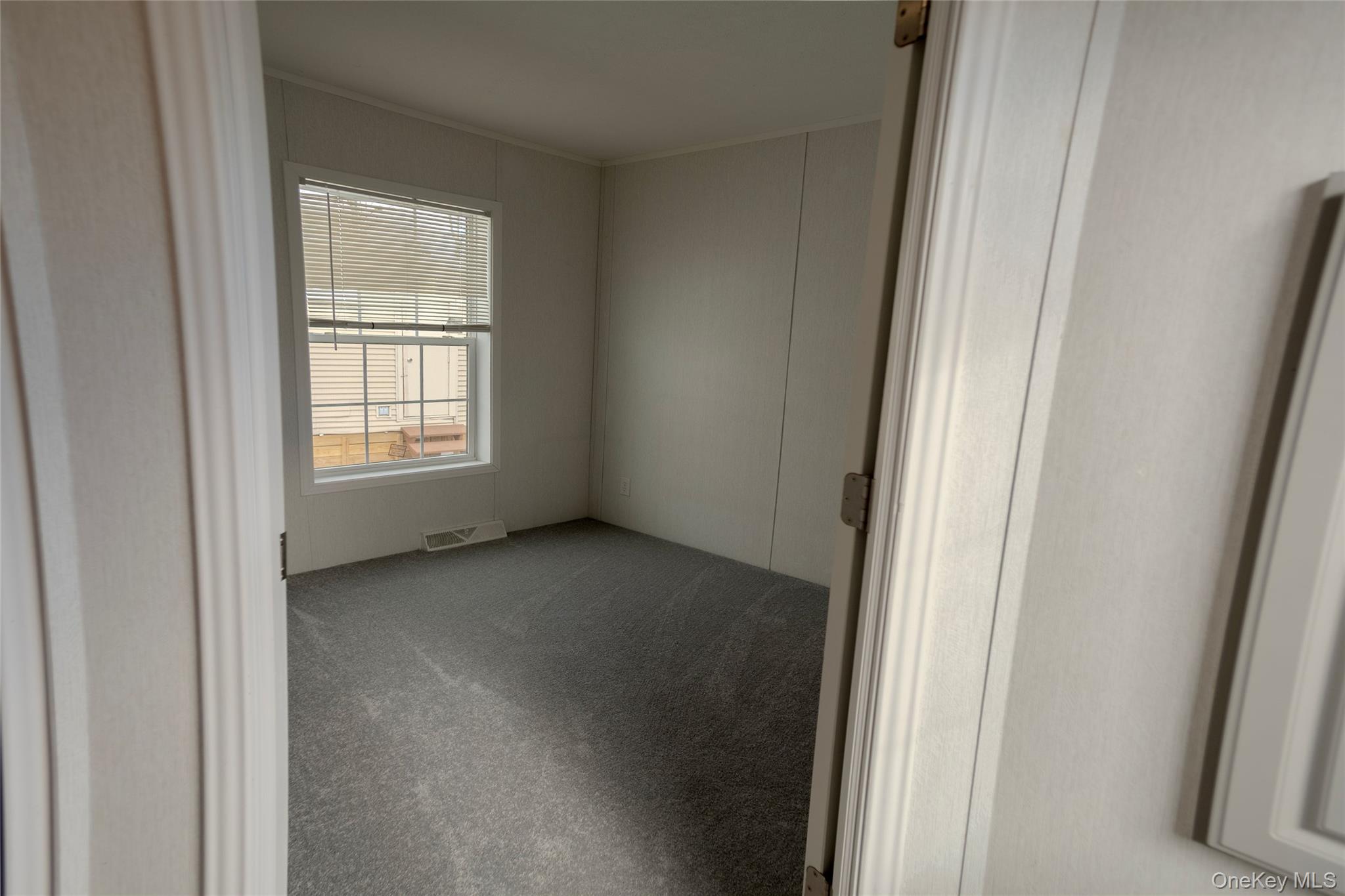 150 Main Street, Unit 1A Islip, NY 11751 - Photo 13 of 19