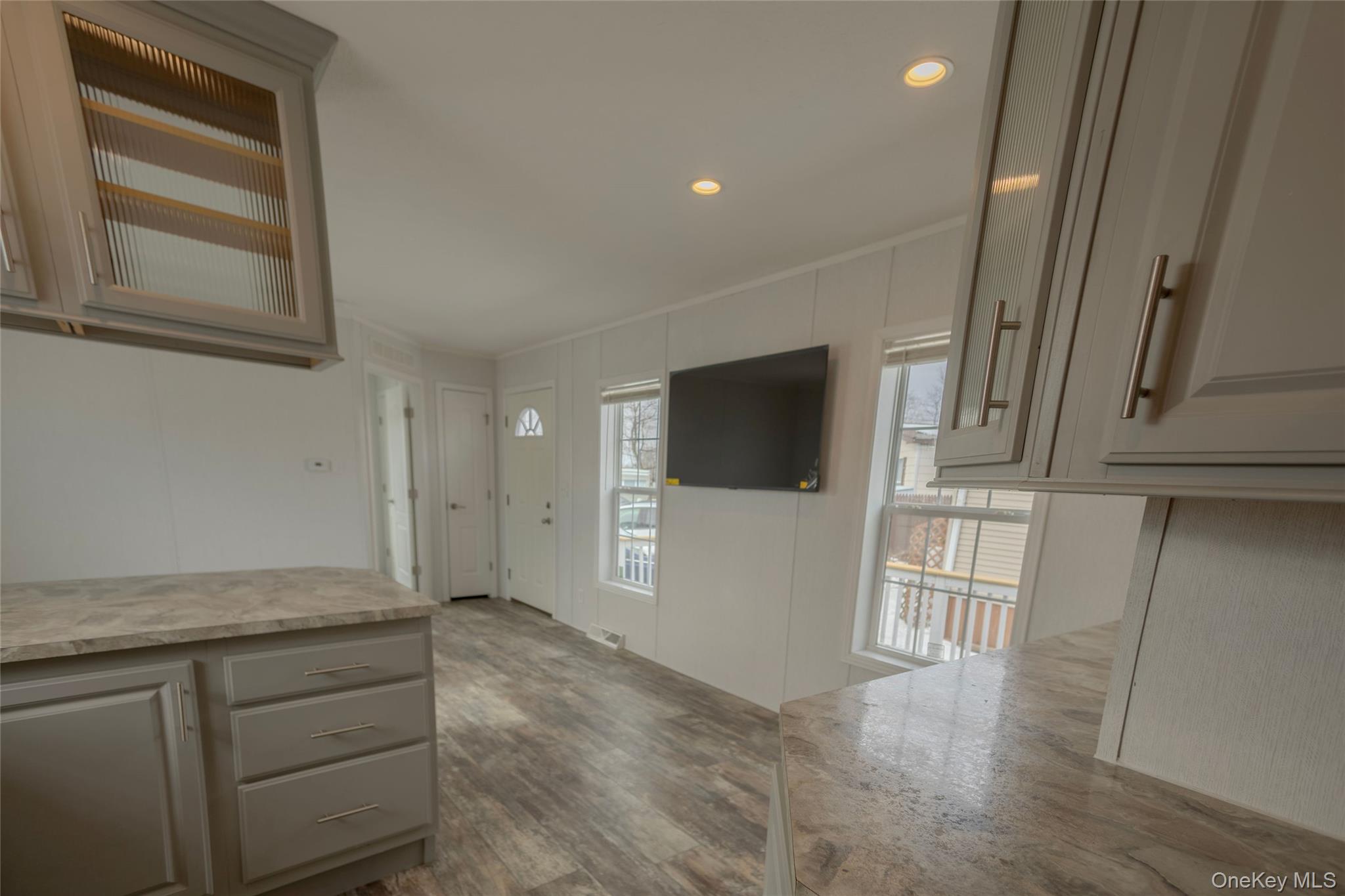 150 Main Street, Unit 1A Islip, NY 11751 - Photo 9 of 19