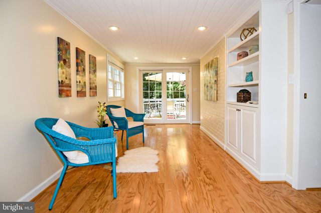 $1,119,000 | 5002 Fort Sumner Drive, Bethesda, MD 20816