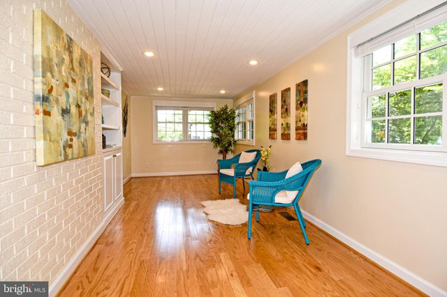 $1,119,000 | 5002 Fort Sumner Drive, Bethesda, MD 20816