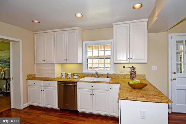 $1,119,000 | 5002 Fort Sumner Drive, Bethesda, MD 20816