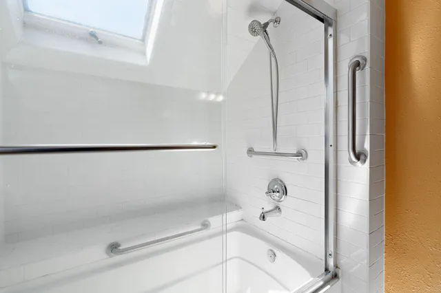 $269,000 | 248 East School Street, Owatonna, MN 55060