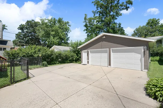 $269,000 | 248 East School Street, Owatonna, MN 55060