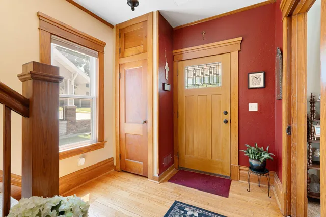 $269,000 | 248 East School Street, Owatonna, MN 55060