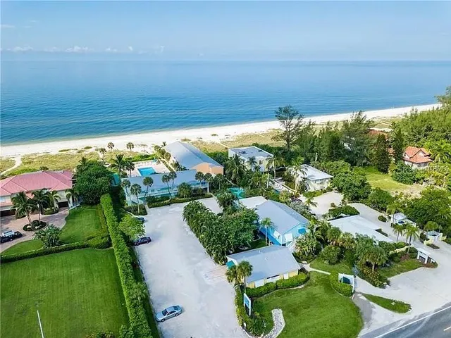 $550,000 | 5841 Gulf Of Mexico Drive, Unit 236, Longboat Key, FL 34228