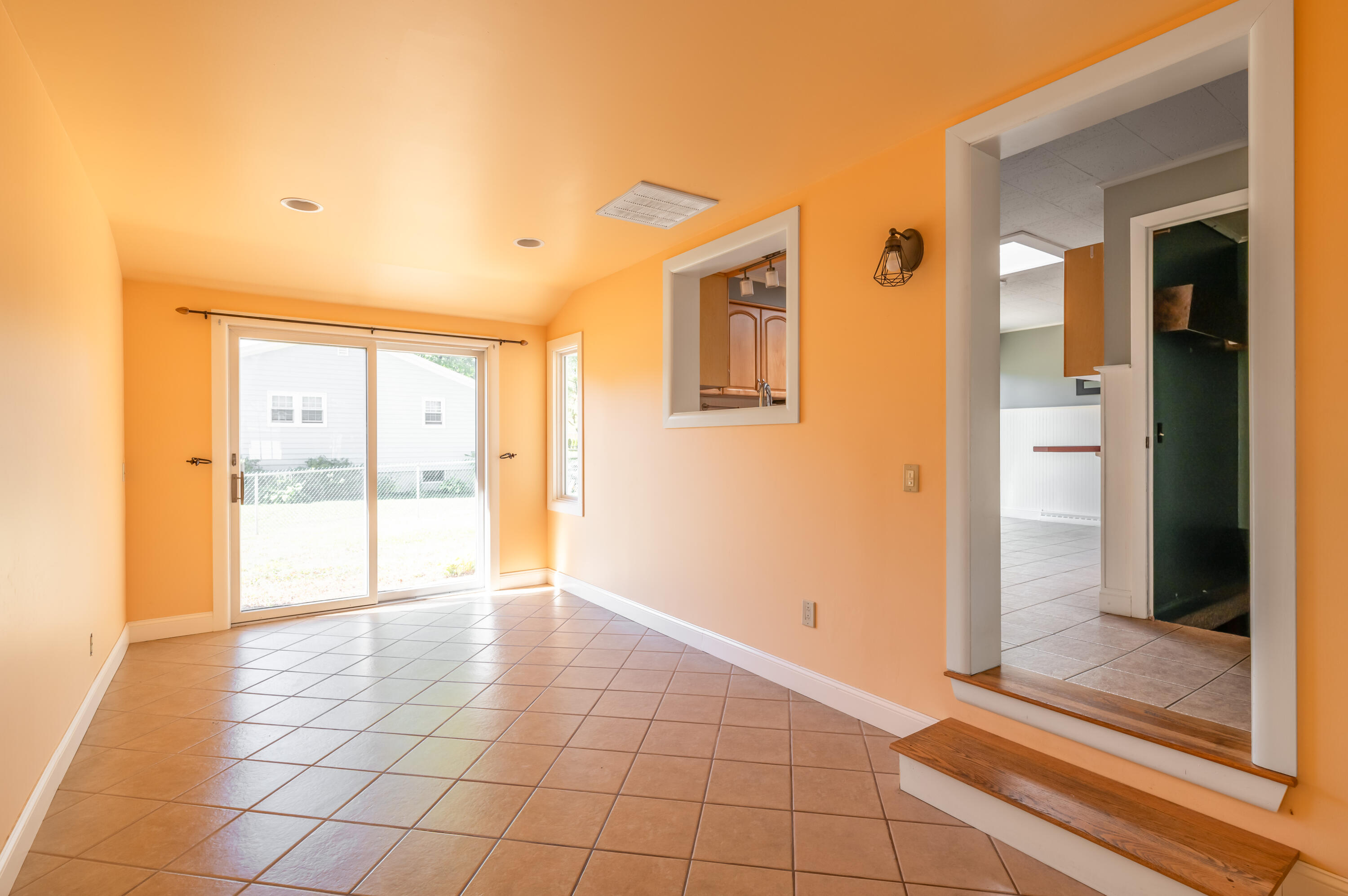 49 Perry Road Hampden, ME 04444 - Photo 3 of 42 Mudroom