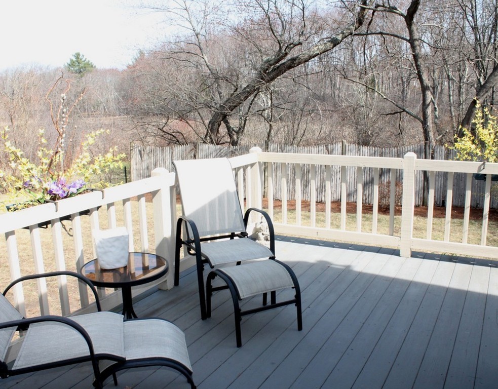 32 Meadowbrook Road Bedford, MA 01730 - Photo 17 of 20 Gallery Image 17