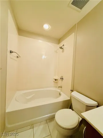 $2,400 | 8255 South Las Vegas Boulevard, Unit 1520, Las Vegas, NV 89123