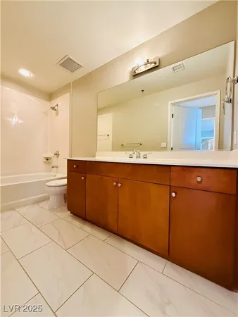 $2,350 | 8255 South Las Vegas Boulevard, Unit 1520, Las Vegas, NV 89123