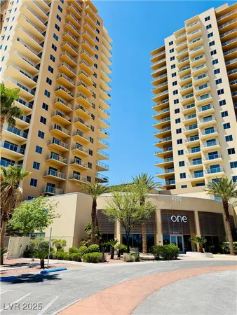$2,350 | 8255 South Las Vegas Boulevard, Unit 1520, Las Vegas, NV 89123