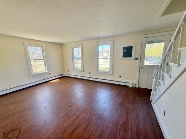 $289,000 | 111 East Main Street, Vinalhaven, ME 04863