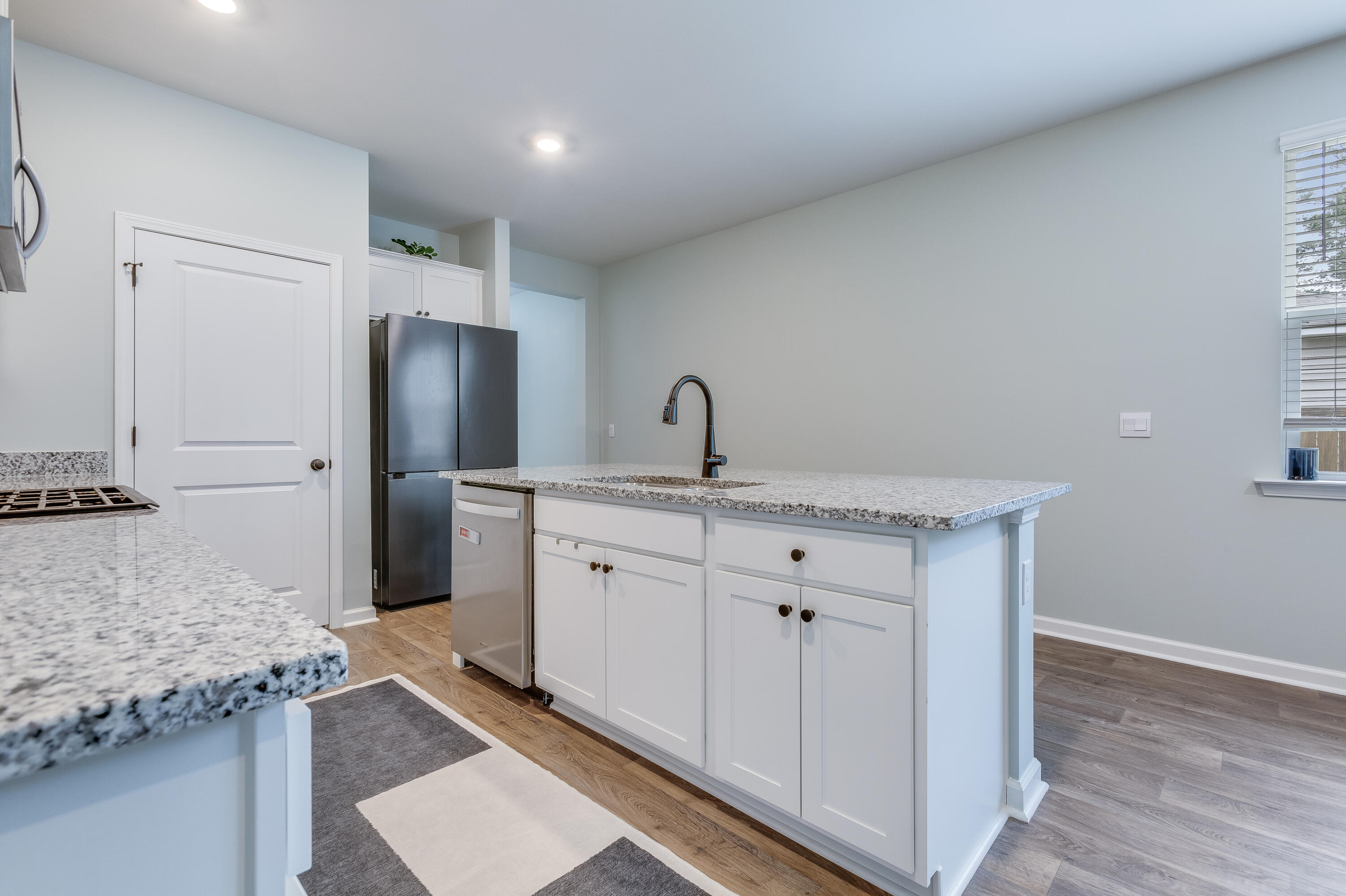 444 Cedarview Road Summerville, SC 29486 - Photo 11 of 32 444CedarviewRd.NicoleBurbagePhoto-23