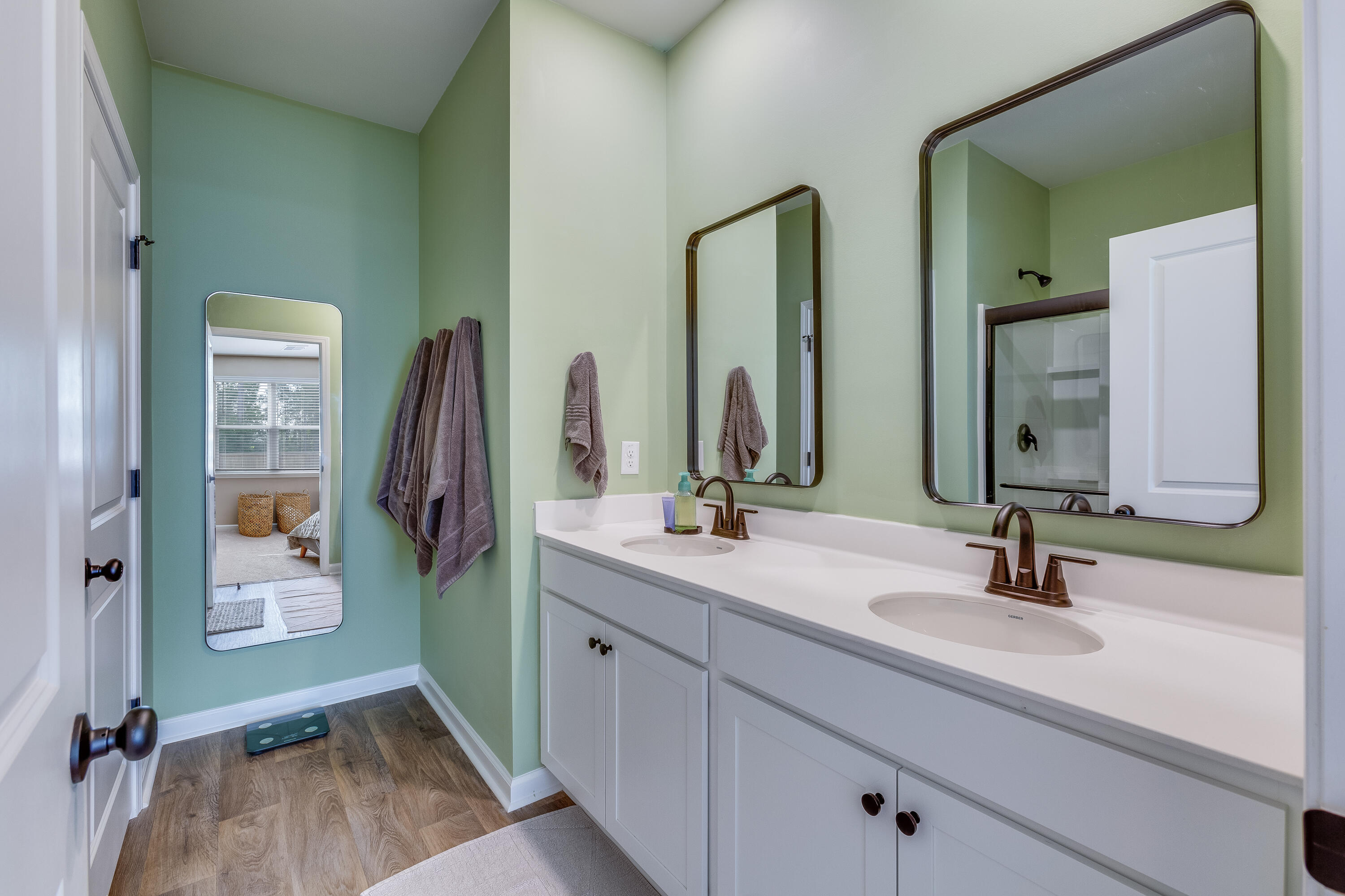 444 Cedarview Road Summerville, SC 29486 - Photo 17 of 32 444CedarviewRd.NicoleBurbagePhoto-29