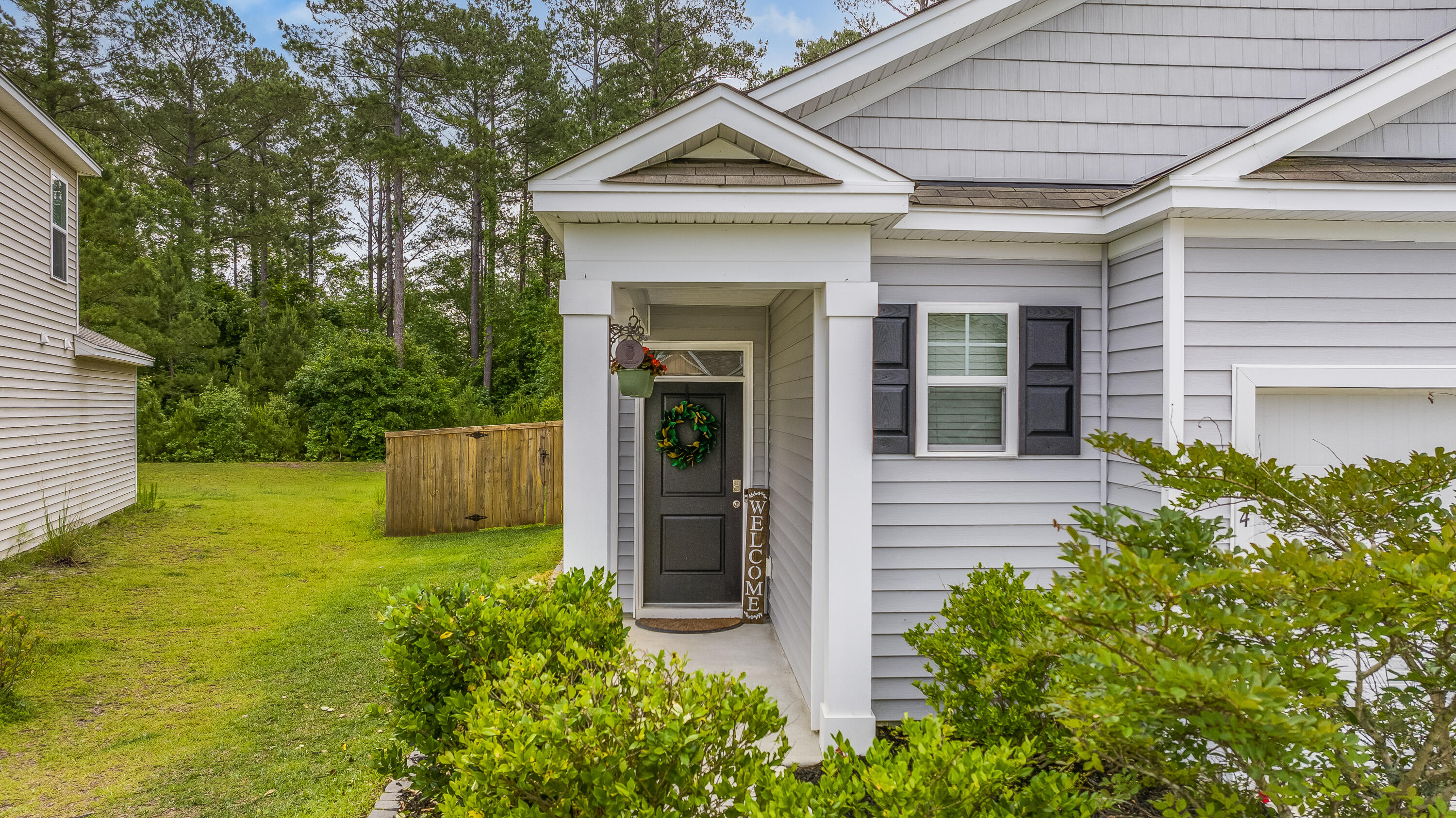 444 Cedarview Road Summerville, SC 29486 - Photo 4 of 32 444CedarviewRd.NicoleBurbagePhoto-3