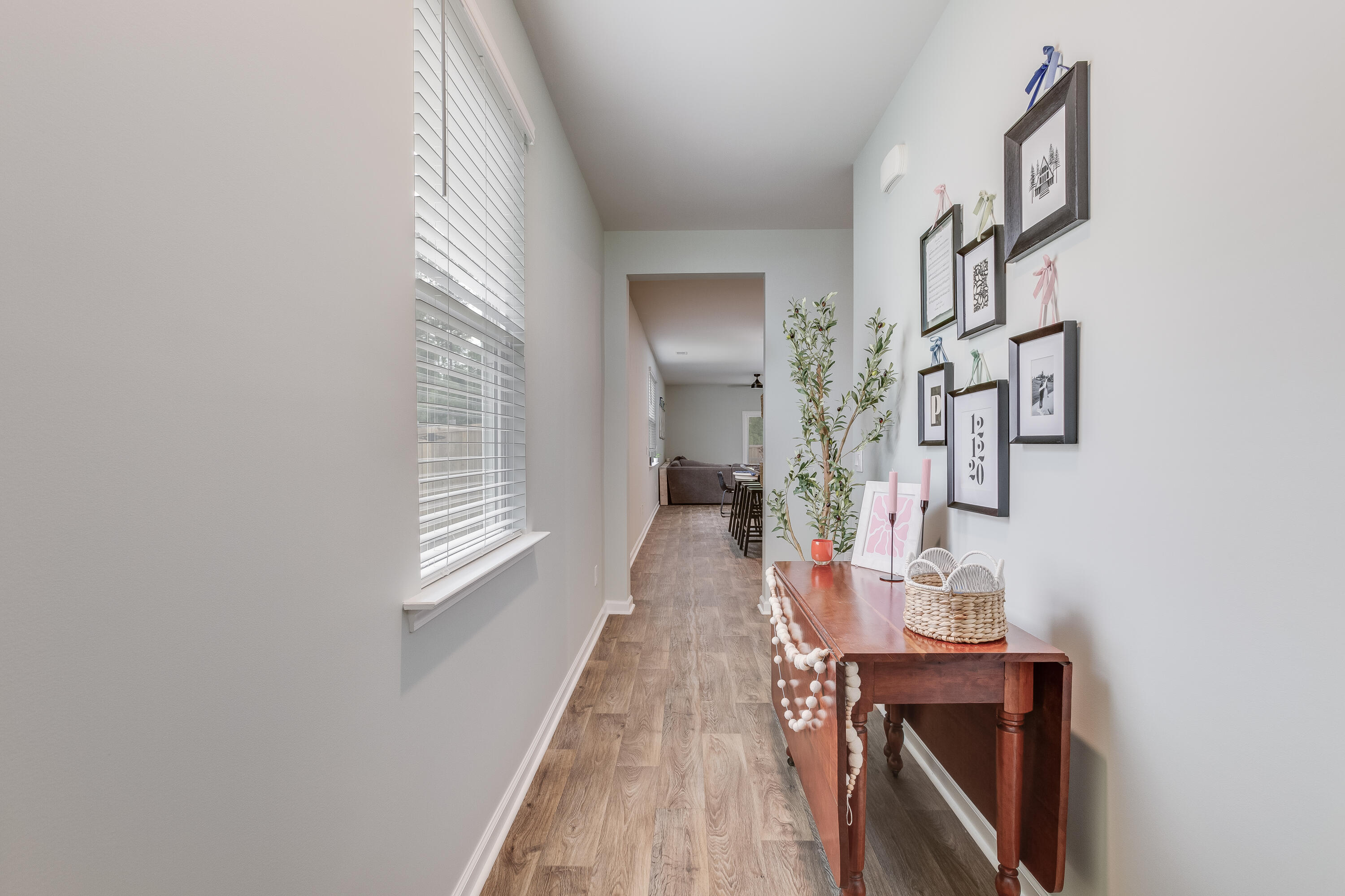444 Cedarview Road Summerville, SC 29486 - Photo 5 of 32 444CedarviewRd.NicoleBurbagePhoto-13
