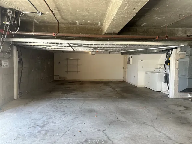 $4,300 | 263 East Glenarm Street, Pasadena, CA 91106