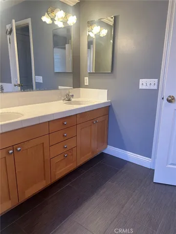 $4,300 | 263 East Glenarm Street, Pasadena, CA 91106