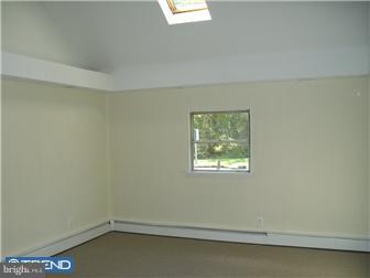 1707 Erial Clementon Road Sicklerville, NJ 08081 - Photo 4 of 7