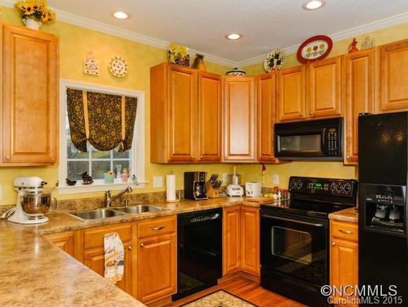 164 Walnut Crest Road Fletcher, NC 28732 - Photo 9 of 21