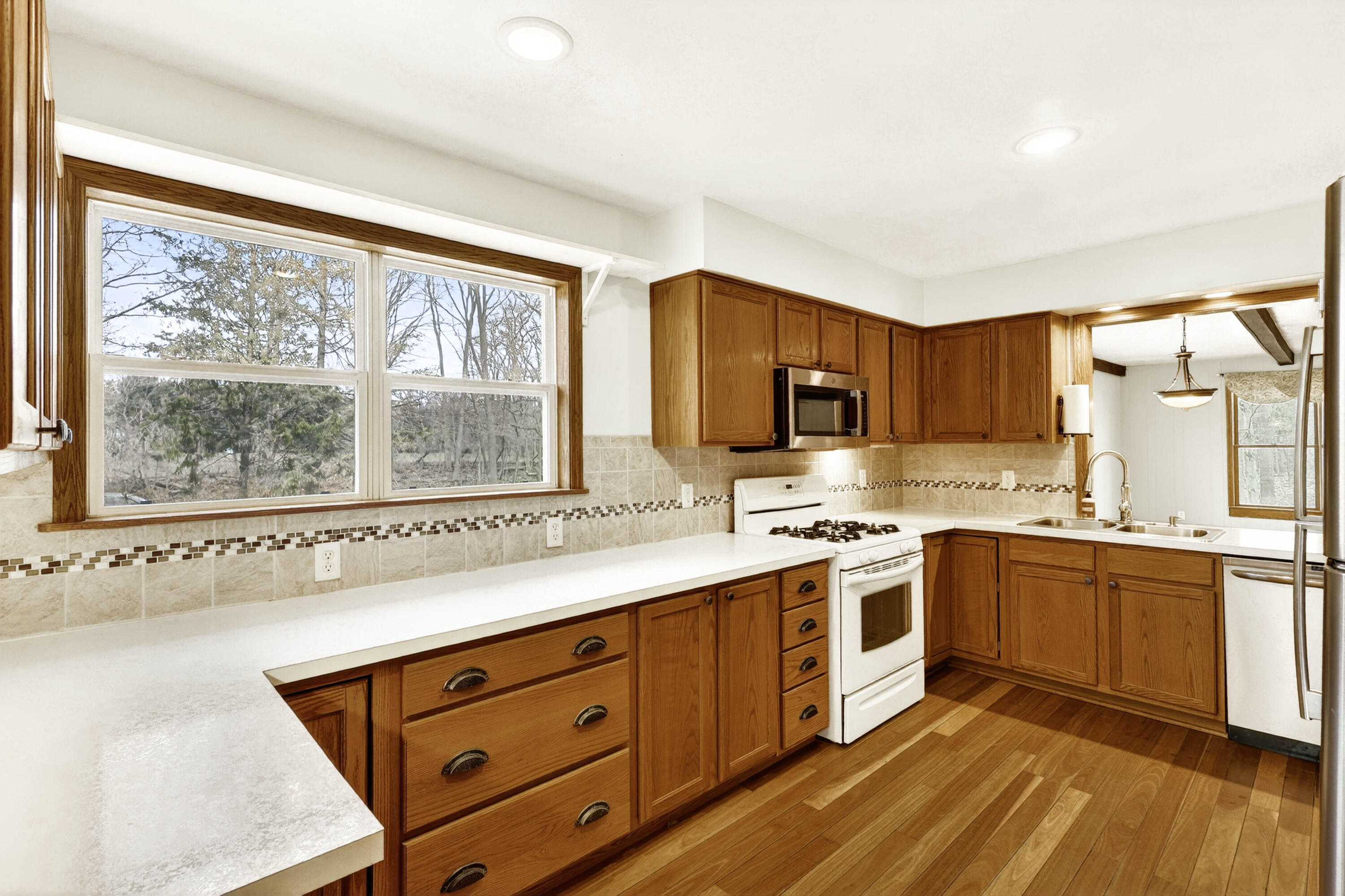 5169 Farr Road Fruitport, MI 49415 - Photo 12 of 46 12-5169-Farr-Rd-Fruitport-MI-49415-Windo