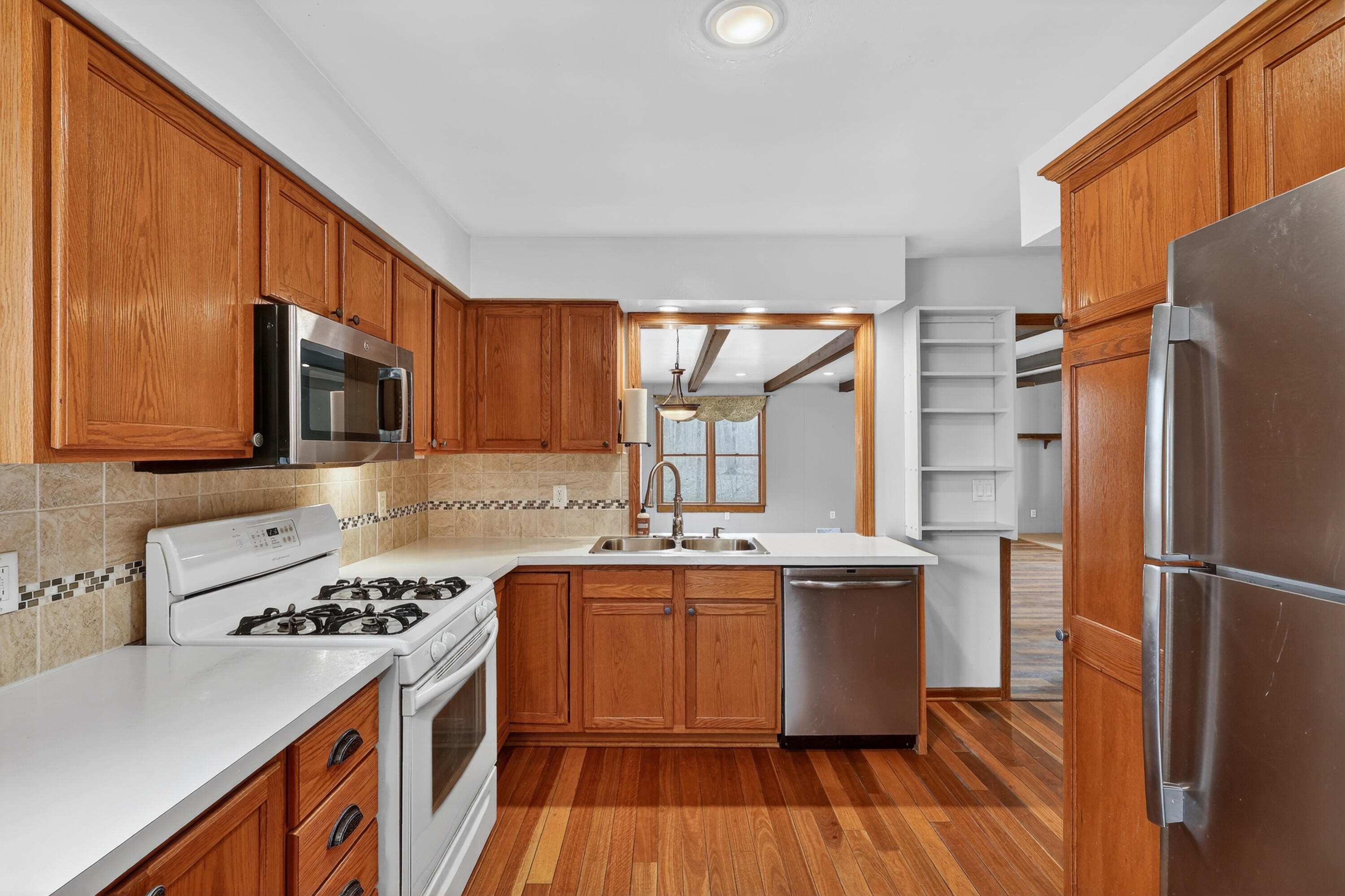 5169 Farr Road Fruitport, MI 49415 - Photo 13 of 46 13-5169-Farr-Rd-Fruitport-MI-49415-Windo