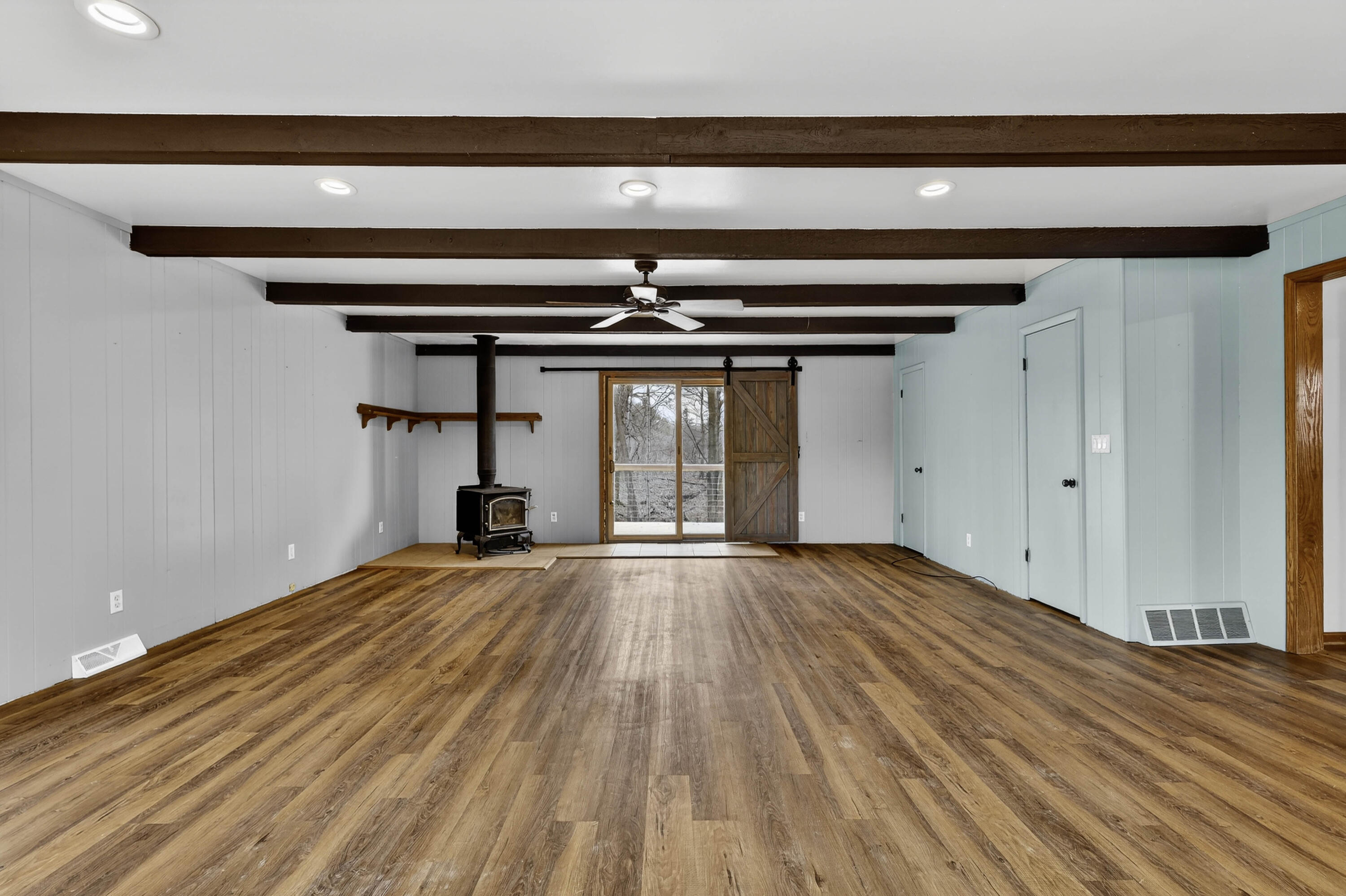 5169 Farr Road Fruitport, MI 49415 - Photo 28 of 46 28-5169-Farr-Rd-Fruitport-MI-49415-Windo