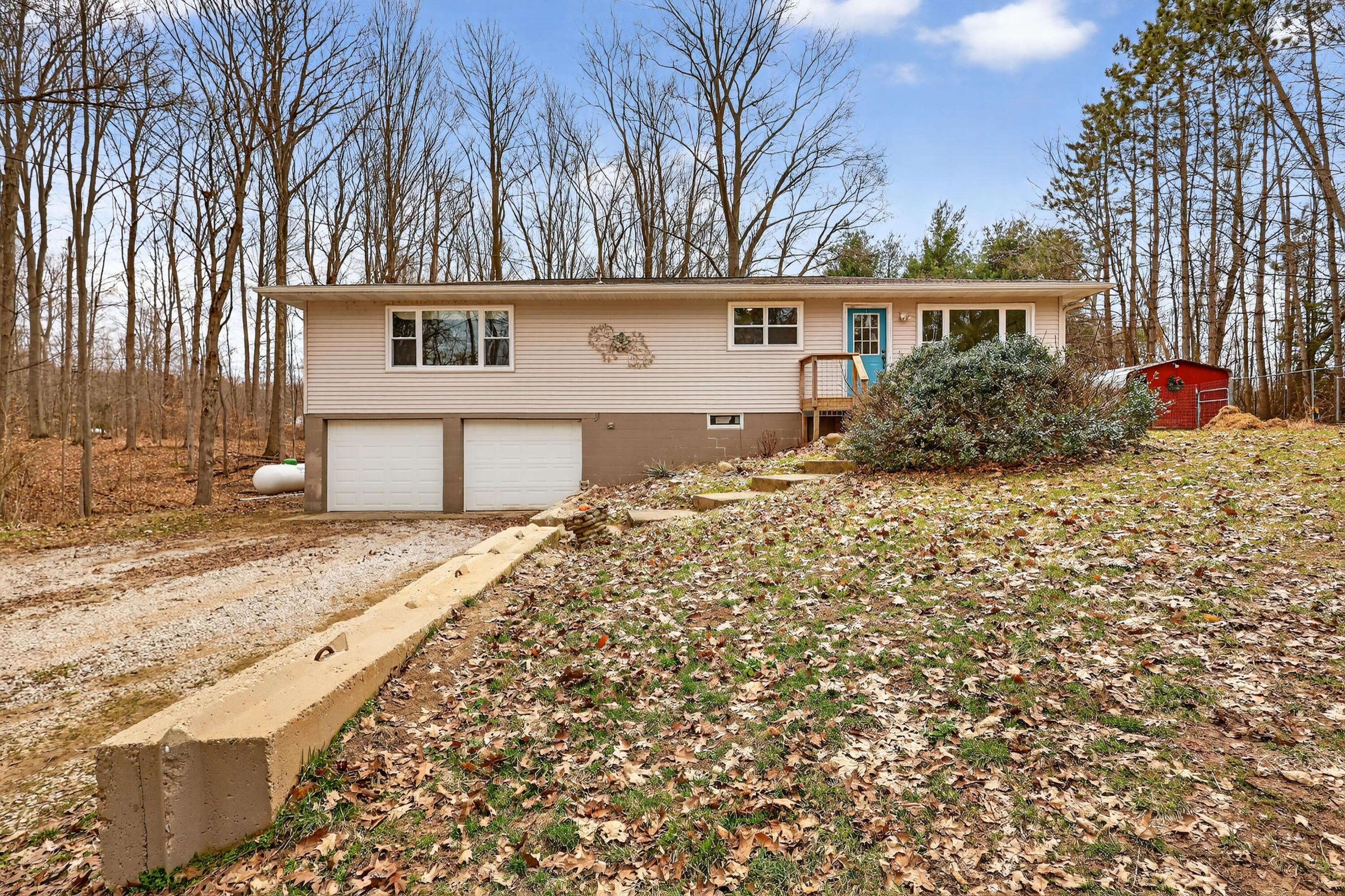 5169 Farr Road Fruitport, MI 49415 - Photo 3 of 46 03-5169-Farr-Rd-Fruitport-MI-49415-Windo