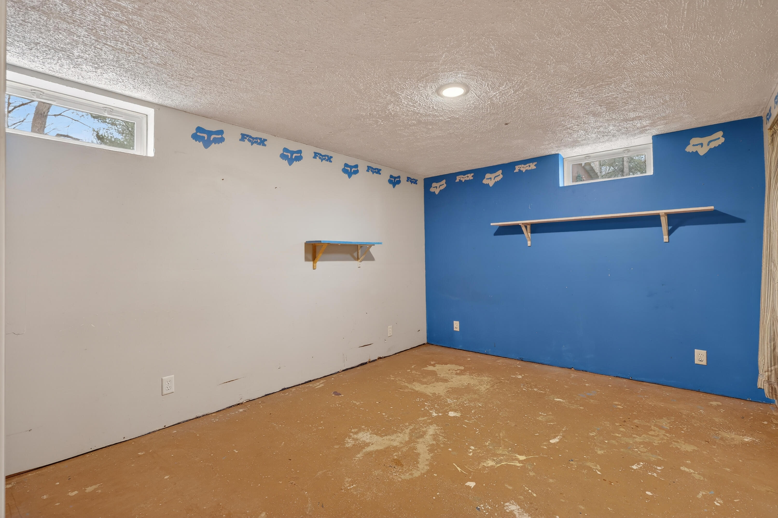 5169 Farr Road Fruitport, MI 49415 - Photo 33 of 46 33-5169-Farr-Rd-Fruitport-MI-49415-Windo