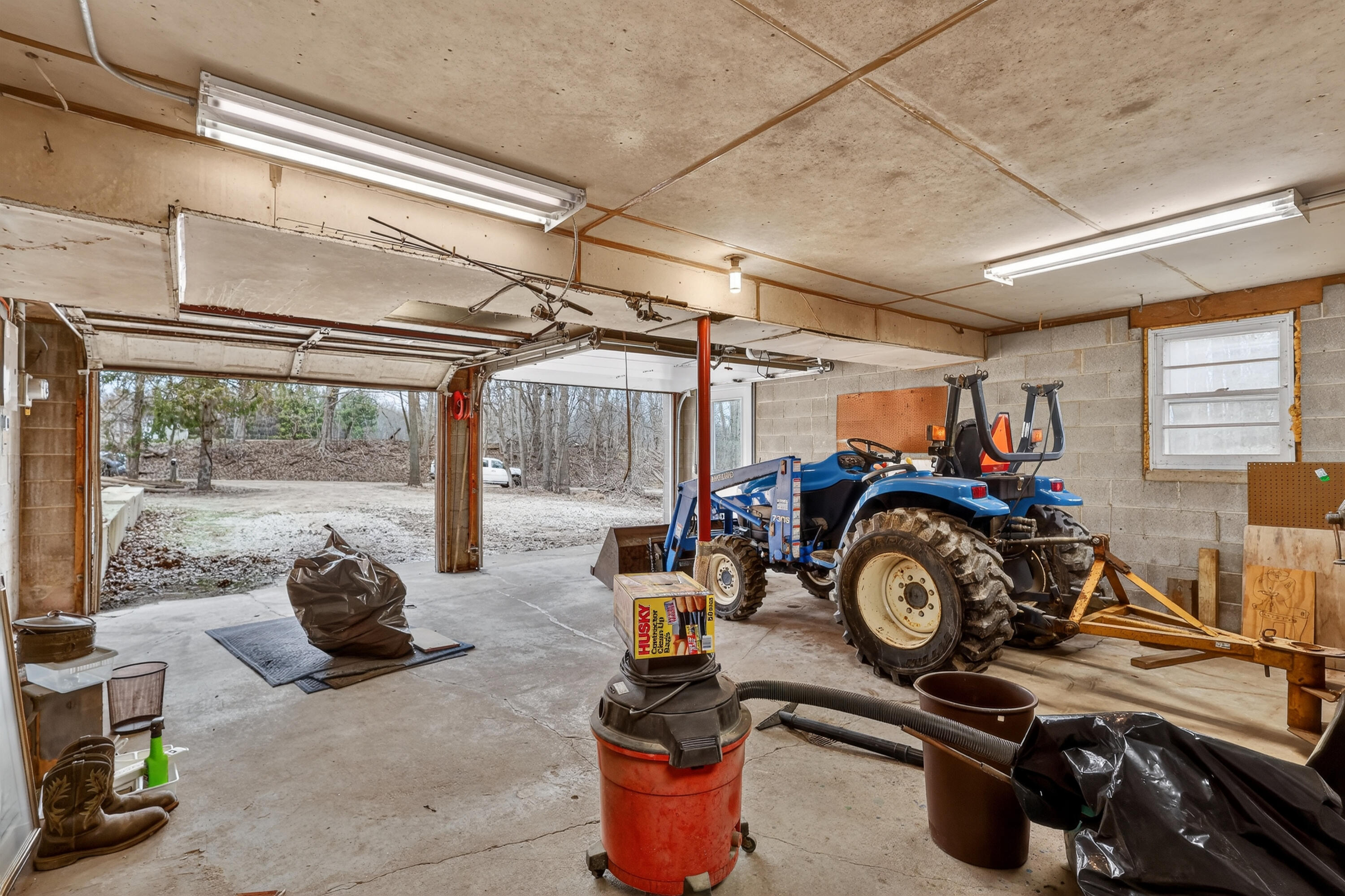5169 Farr Road Fruitport, MI 49415 - Photo 37 of 46 37-5169-Farr-Rd-Fruitport-MI-49415-Windo