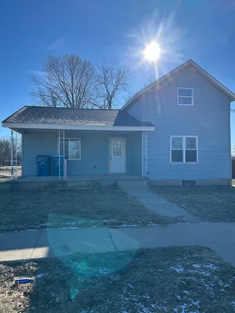 $130,000 | 129 West Main Street, Amboy, IL 61310