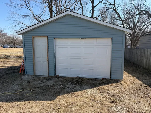 $130,000 | 129 West Main Street, Amboy, IL 61310