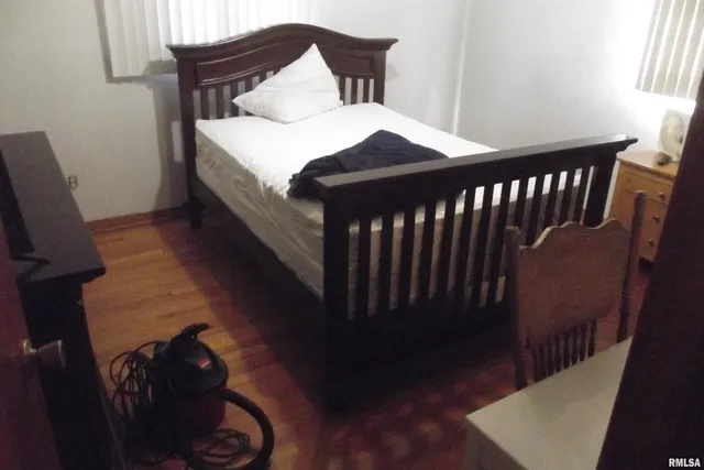 $227,900 | 37 Crestview Drive, Chatham, IL 62629