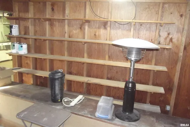 $227,900 | 37 Crestview Drive, Chatham, IL 62629