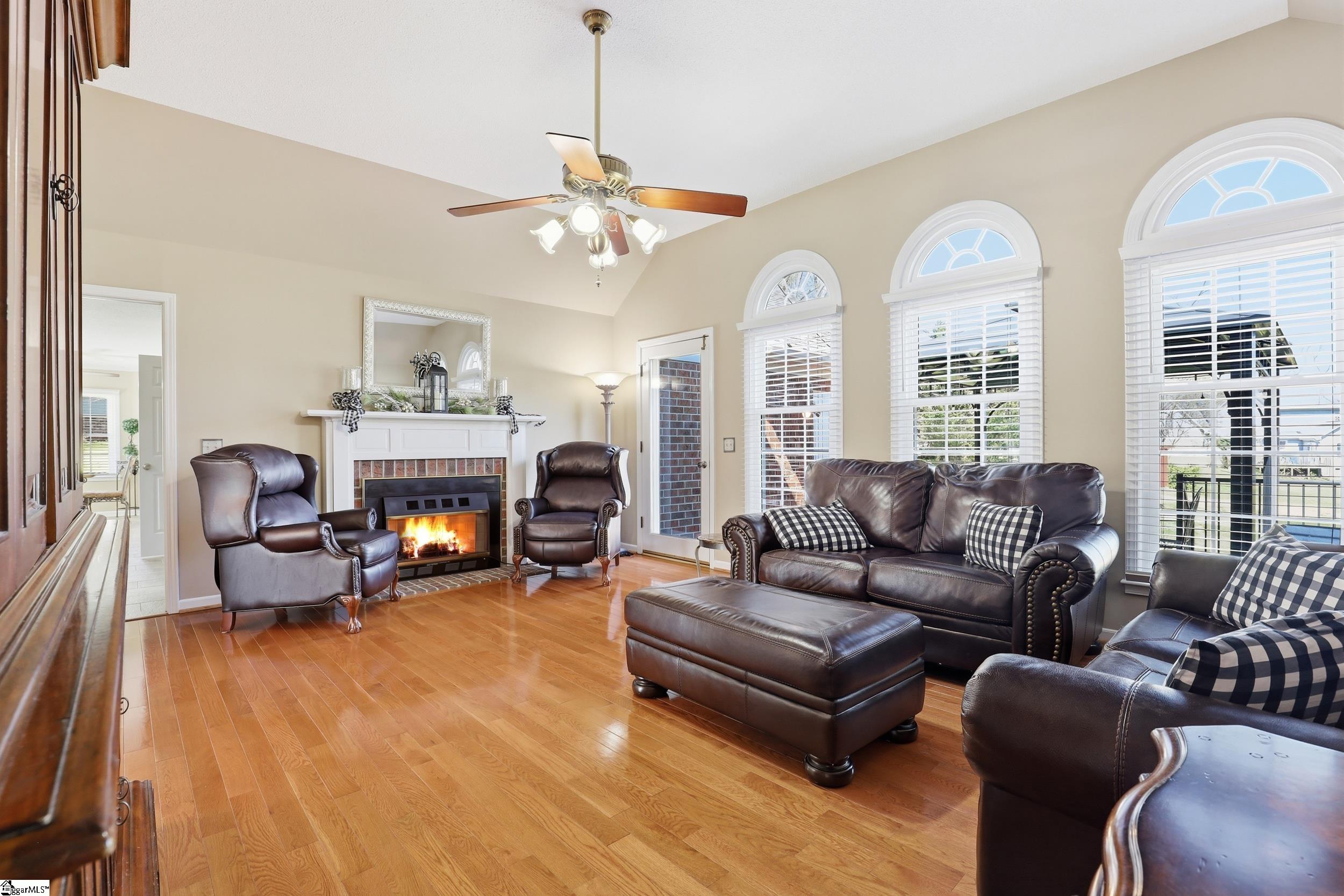 209 Devon Way Anderson, SC 29621 - Photo 3 of 39 Gallery Image 3