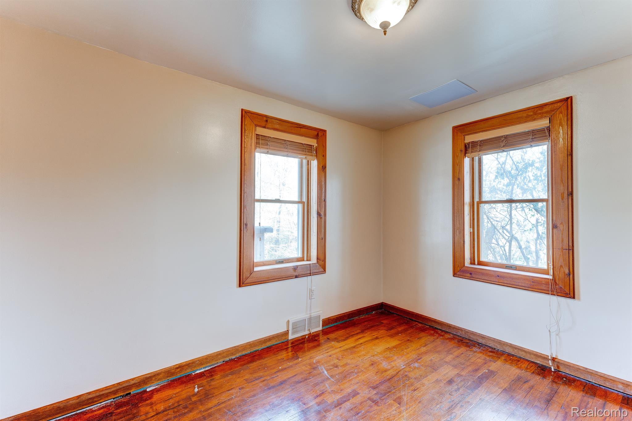 1735 Duck Lake Road North Highland, MI 48356 - Photo 26 of 39 Gallery Image 26