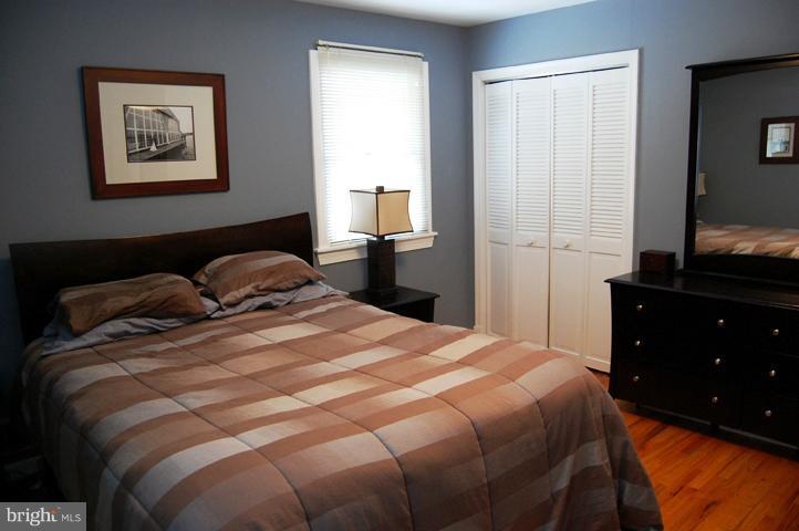 Bedroom (Master)