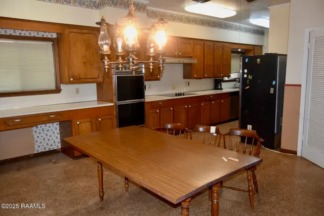 $439,000 | 303 Colonial Drive, Lafayette, LA 70506