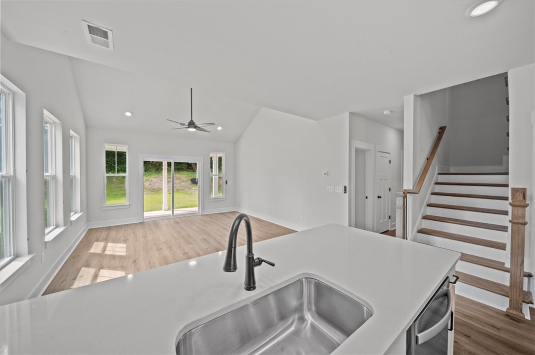 117 Beaverdam Creek Road Anderson, SC 29621 - Photo 9 of 38