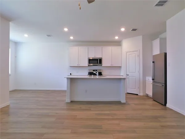 $2,095 | 3408 Chivalry Drive, Denton, TX 76207