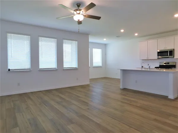 $2,095 | 3408 Chivalry Drive, Denton, TX 76207
