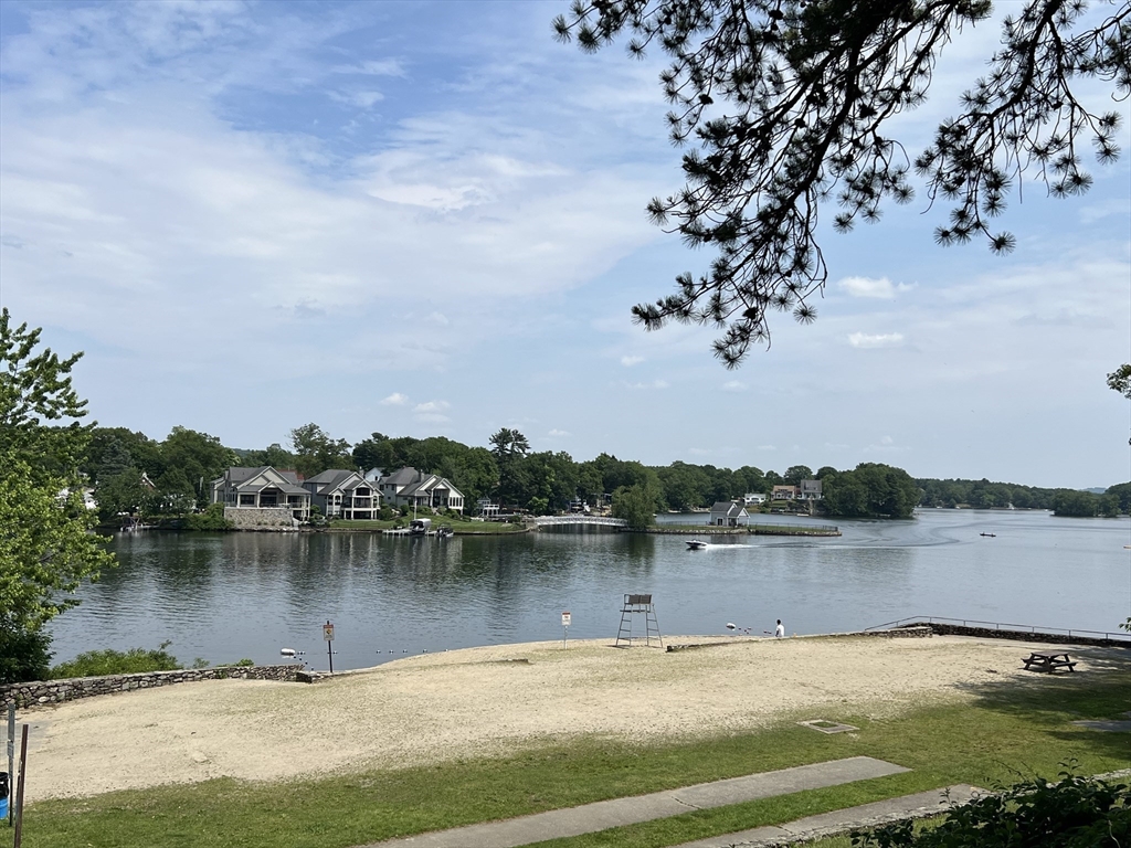 326 Bridle Path Worcester, MA 01604 - Photo 21 of 22