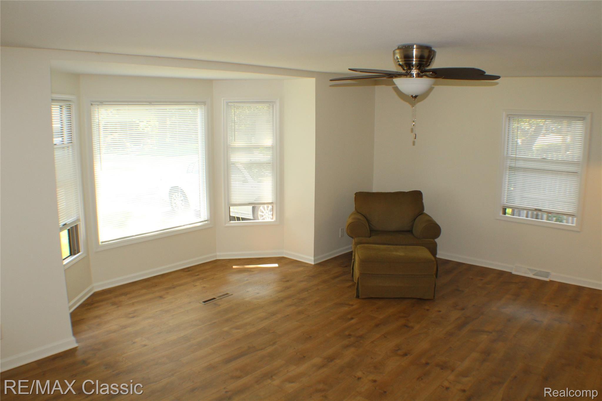 Spacious Living Room with Bay Window