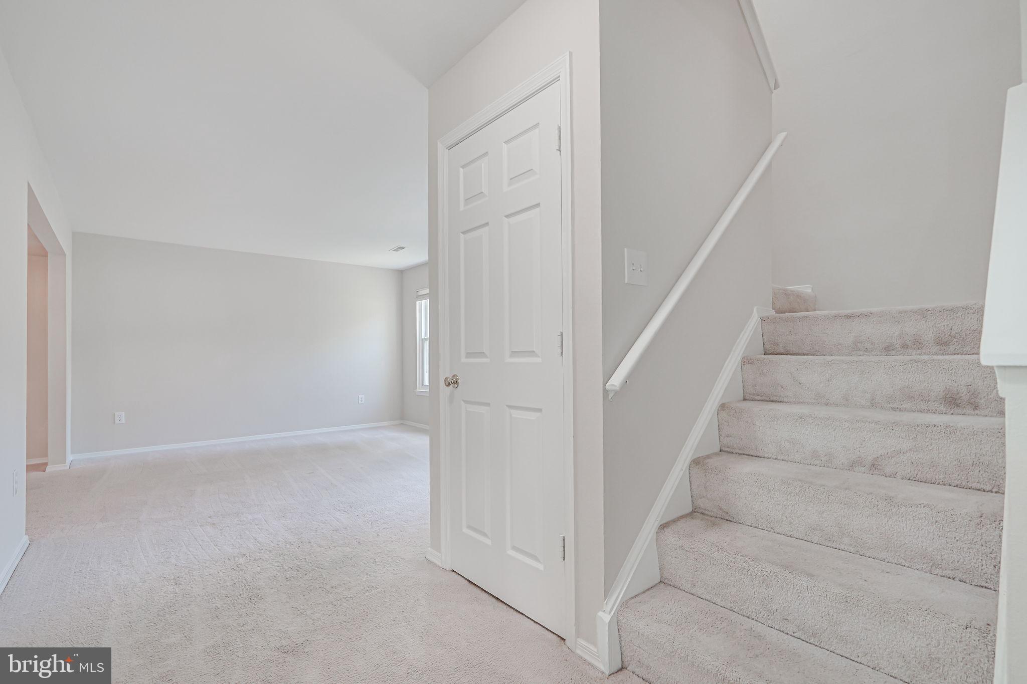1719 Wilcox Lane Silver Spring, MD 20906 - Photo 6 of 37 Gallery Image 6