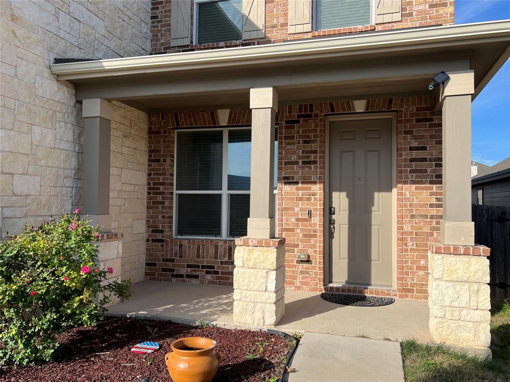 12821 Stoney Ridge Bend Del Valle, TX 78617 - Photo 2 of 26