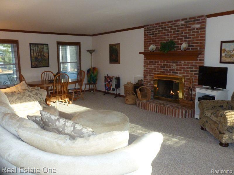 3243 Landview Drive Rochester, MI 48306 - Photo 7 of 41 Family Room with Natural Burning Fireplace
