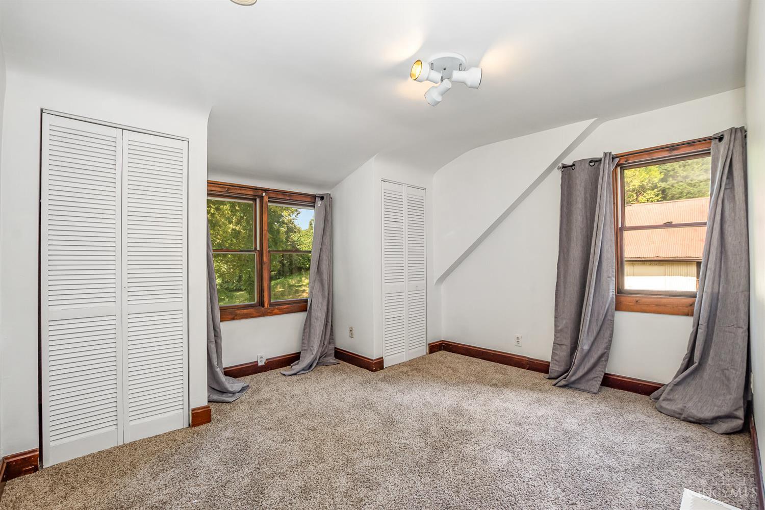 5554 Rapid Run Road Cincinnati, OH 45238 - Photo 23 of 35